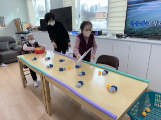 안동주간보호센터, 부채질로…